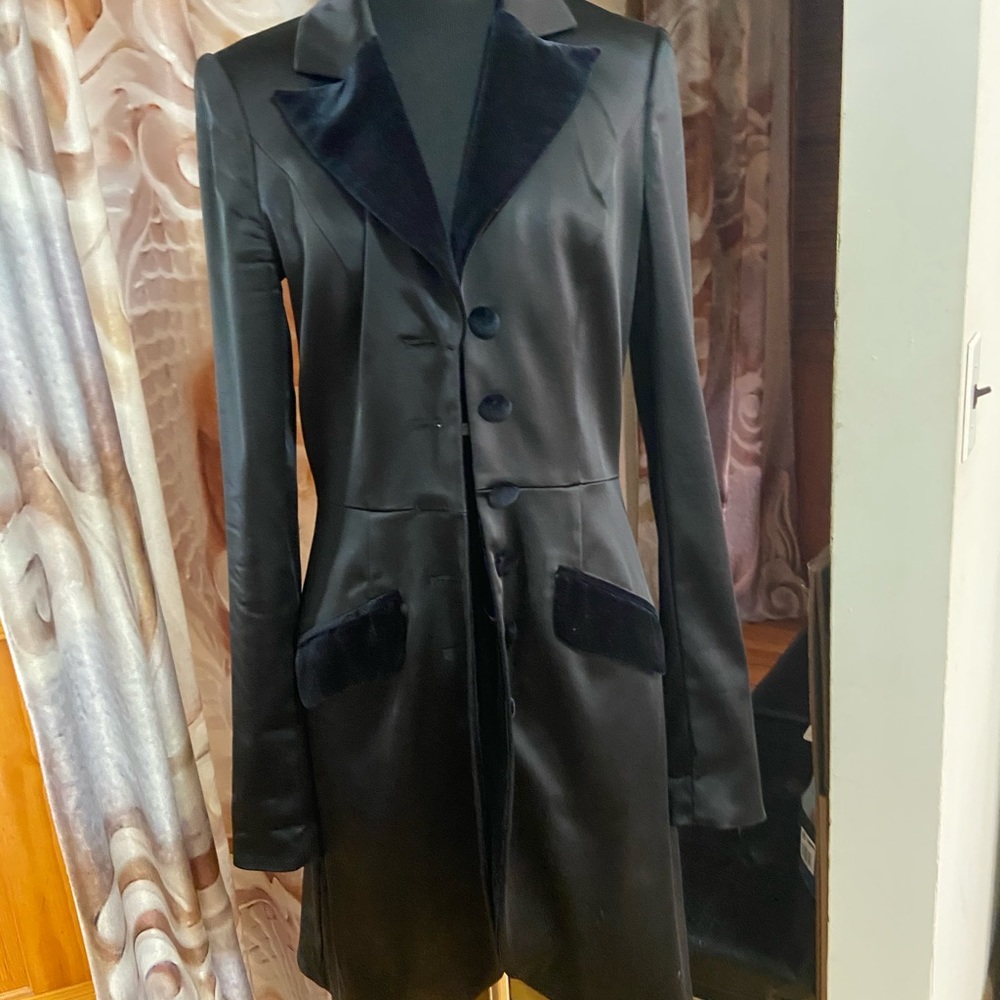 Tuxedo blazer